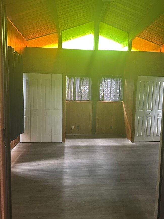 Building Photo - Cozy upcountry home