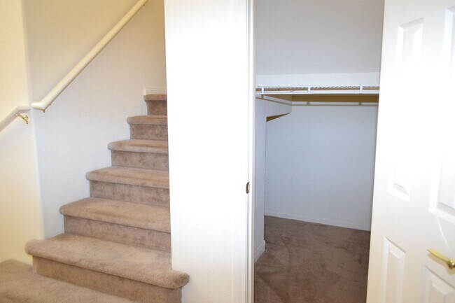 Building Photo - SOUTHERN HIGHLANDS - 2 STORY - 89141
