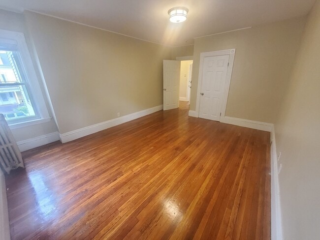 Building Photo - 45 Intervale St