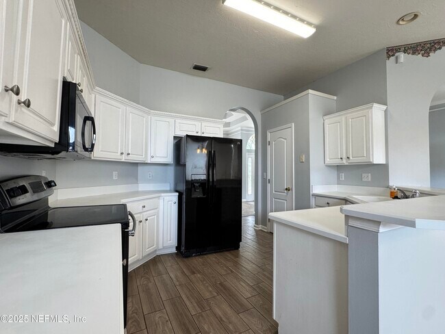 Building Photo - 1751 Daytona Ln
