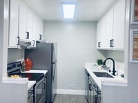 Building Photo - Parc Medallion Apartments