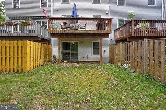 Building Photo - 4723 Leyden Way