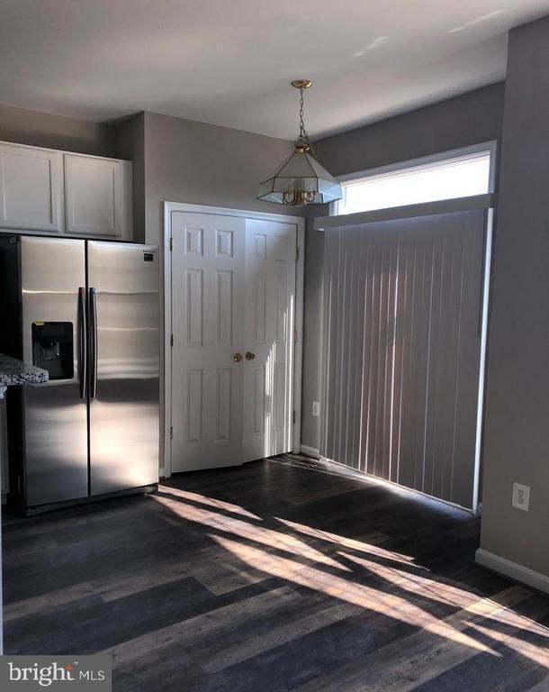 Building Photo - 2925 Rotterdam Loop