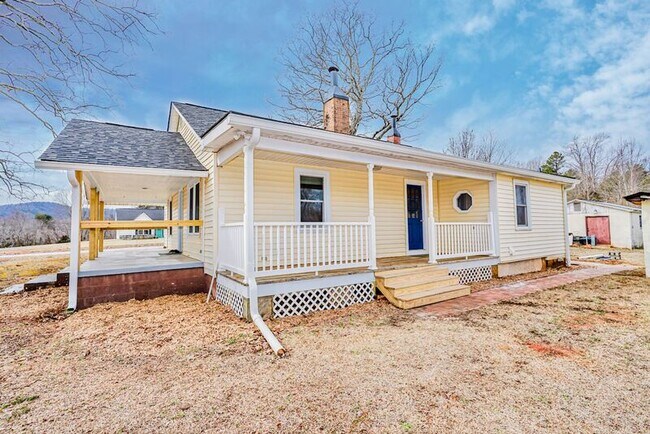 Building Photo - 360 W Darby Rd