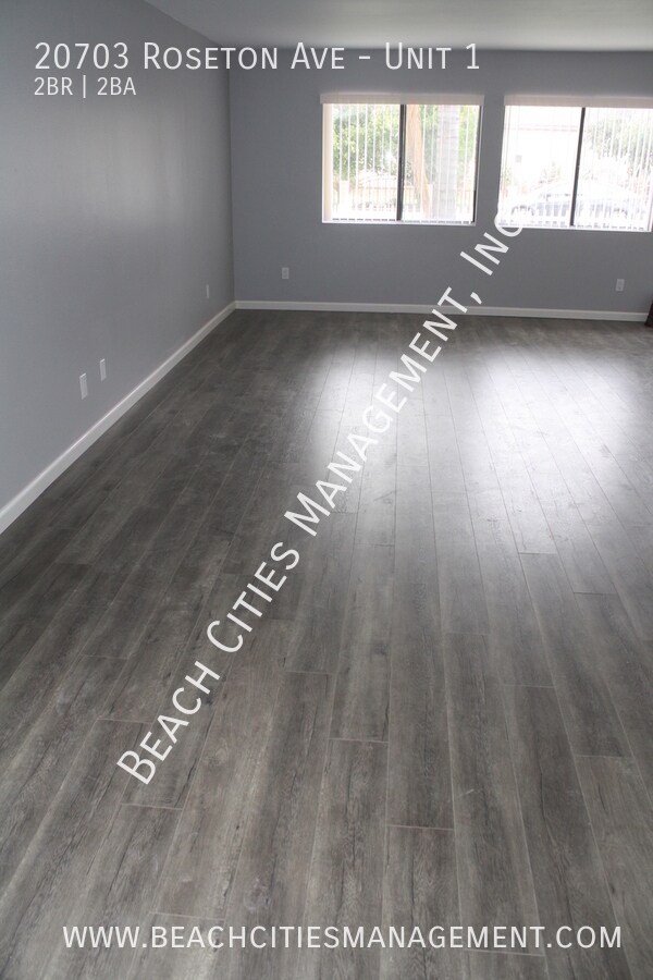 Building Photo - 20703 Roseton Ave