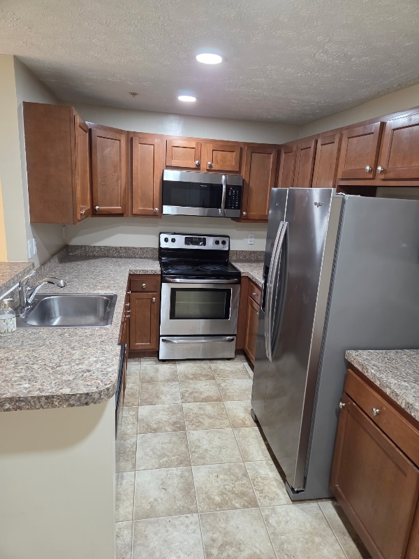 Building Photo - 4604 Deepwood Ct