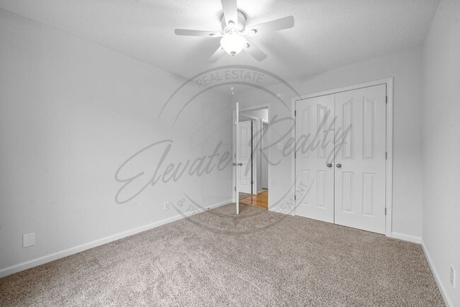 Building Photo - Charming 3 Bedroom Ranch in Clarksville!