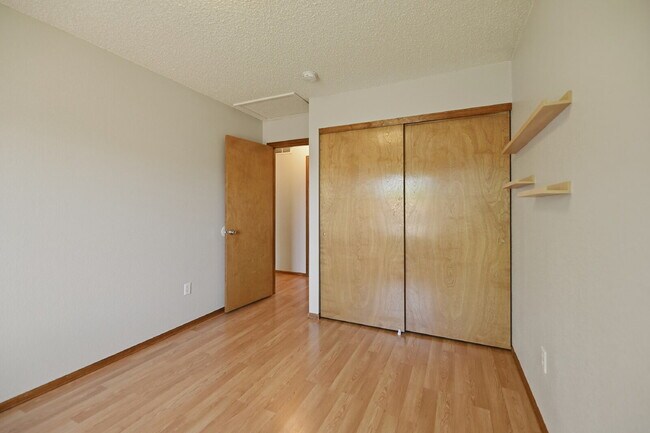 Building Photo - $2,995.95 | 4 Bed, 2 Bath Single Family Westminster Home – Central A/C and heating, In Unit Washe...