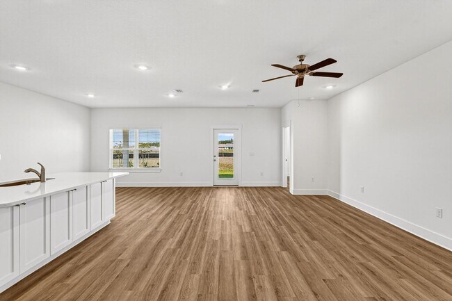 Building Photo - 36 Gray Owl Dr