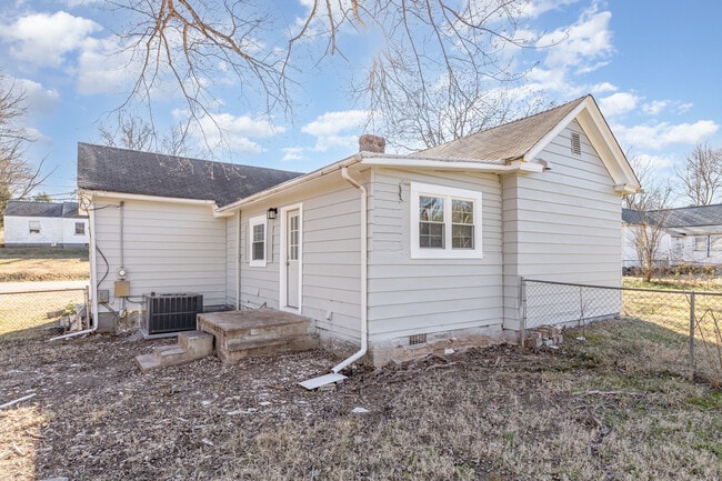 Building Photo - 1309 Ridge Ave