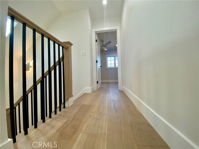 Building Photo - 3645 Vía Palomino