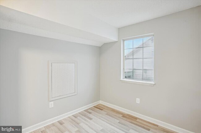 Building Photo - 12901 Churchill Ridge Cir