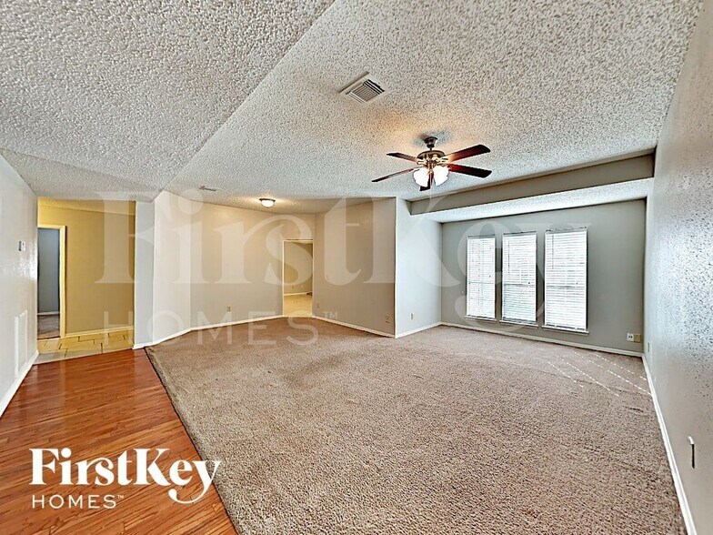 Building Photo - 9311 Wallingham Dr