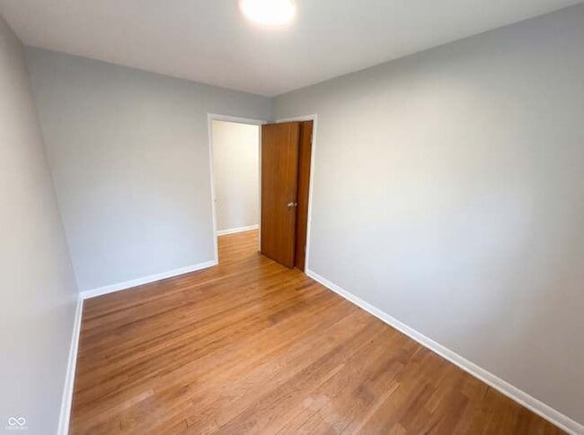 Building Photo - 10209 Broadway St