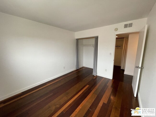 Building Photo - 8081 Constantine Dr