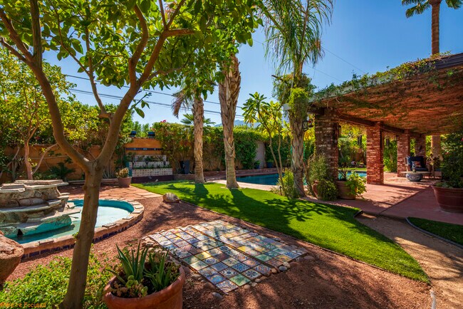 Building Photo - 14 Gary Cir