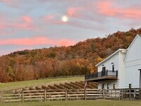 Building Photo - Home on Beautiful Farm and Vineyard Minutes From Town Of Blacksburg