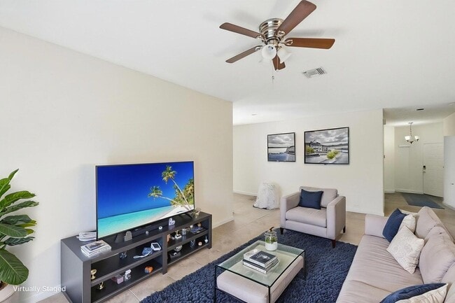 Building Photo - 1239 Sussex St