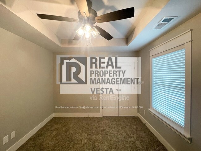 Building Photo - 113 Perth Ct