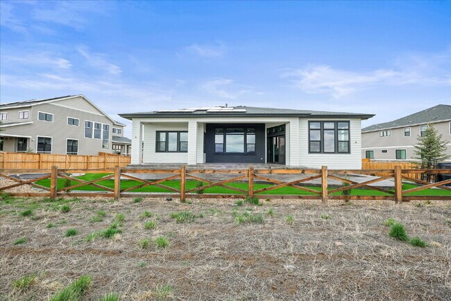 Building Photo - $7,495.00, Stunning 6 bed, 5 bath Ranch-St...