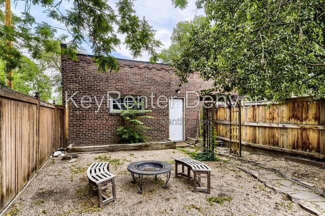Building Photo - 3387 W Moncrieff Pl