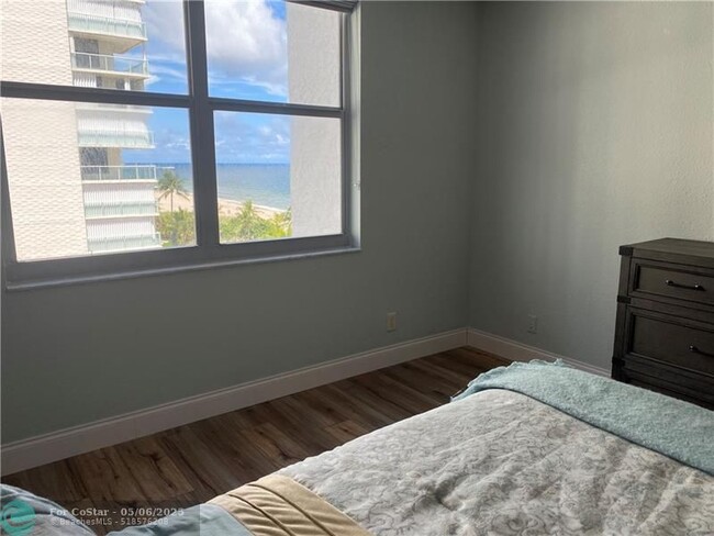 Building Photo - 1010 S Ocean Blvd