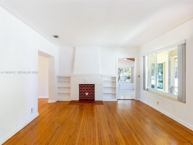 Building Photo - 630 SW 25th Rd