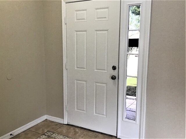 Building Photo - 5039 Adair Oak Dr