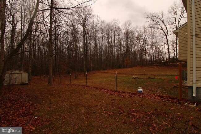 Building Photo - 44 Hidden Lake Dr