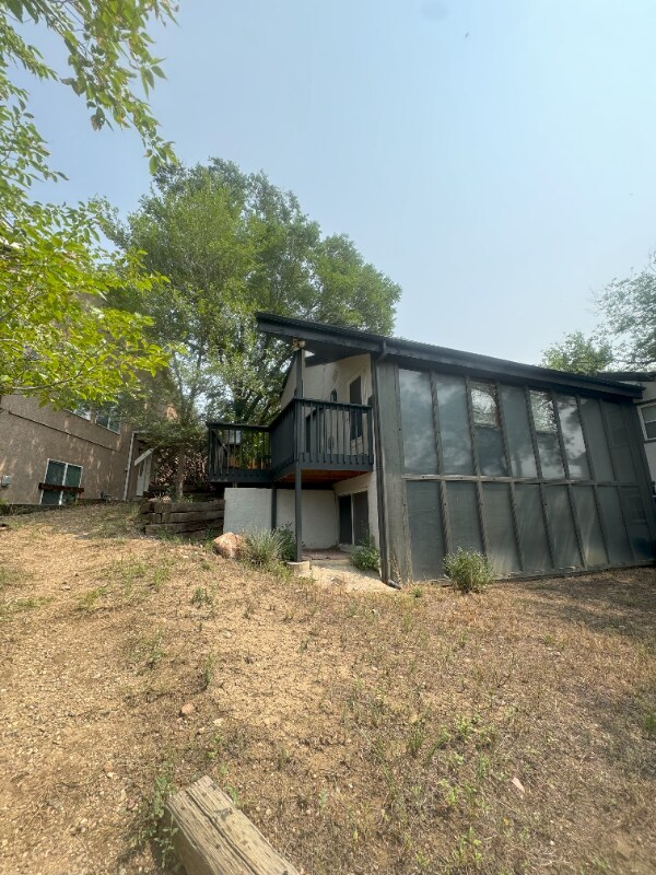 Building Photo - 210 N Limit St