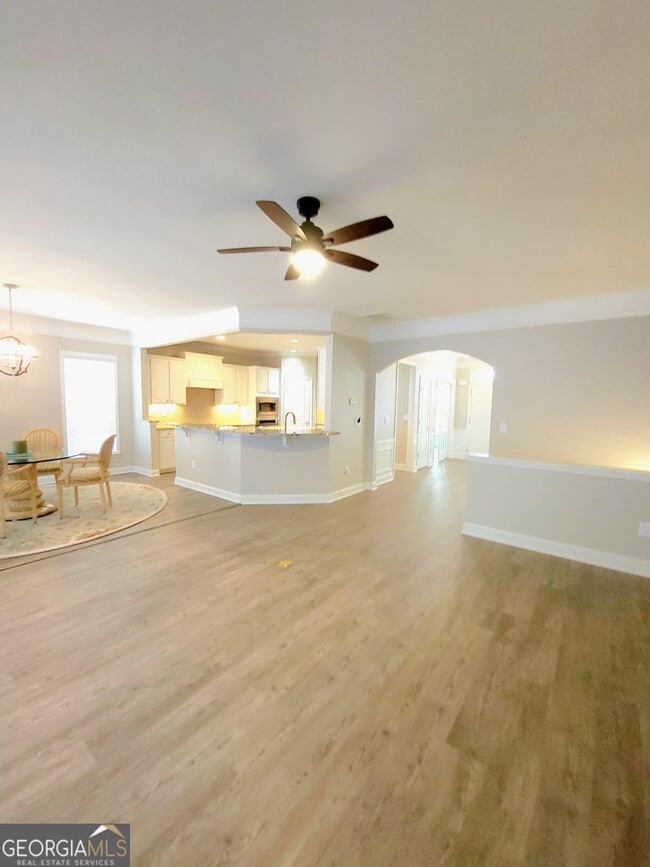 Building Photo - 6411 Hickory Springs Cir
