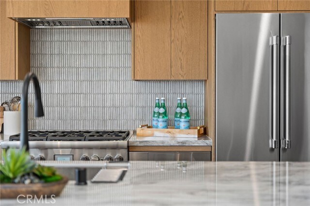 Building Photo - 1412 E Oceanfront