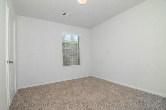 Building Photo - 15335 Hope Shadow Ct