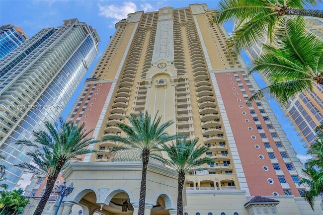 Building Photo - 17875 Collins Ave