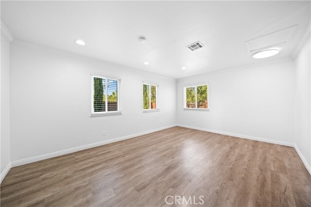 Building Photo - 15410 Elm Ln