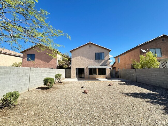 Building Photo - BLUE DIAMOND RANCH