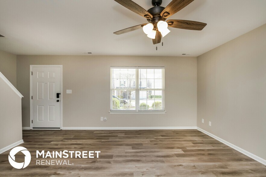 Building Photo - 2335 Richard Rozzelle Dr