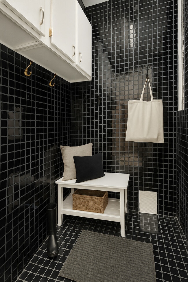 Building Photo - 1244 W Race Ave