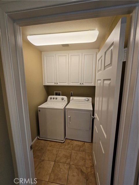 Building Photo - 15247 Cambridge St