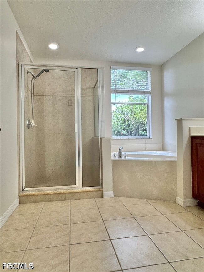 Building Photo - 4263 Liron Ave