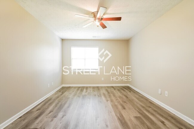 Building Photo - Charming 3 Bedroom in Atlanta!