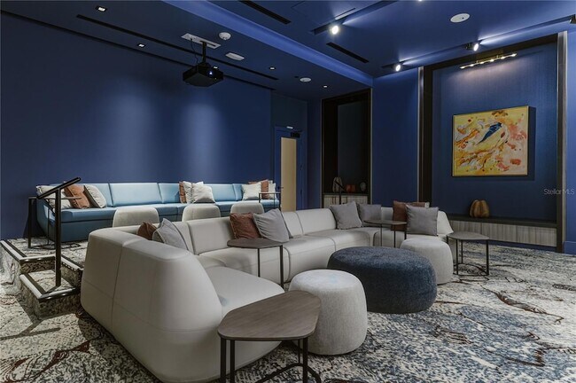 Building Photo - 275 1st Ave S