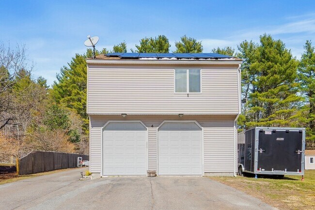 Building Photo - 4 Sterling Ln