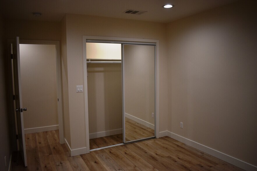 Building Photo - 18343 San Jose St