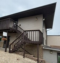 Building Photo - 3629 Mormon Coulee Rd