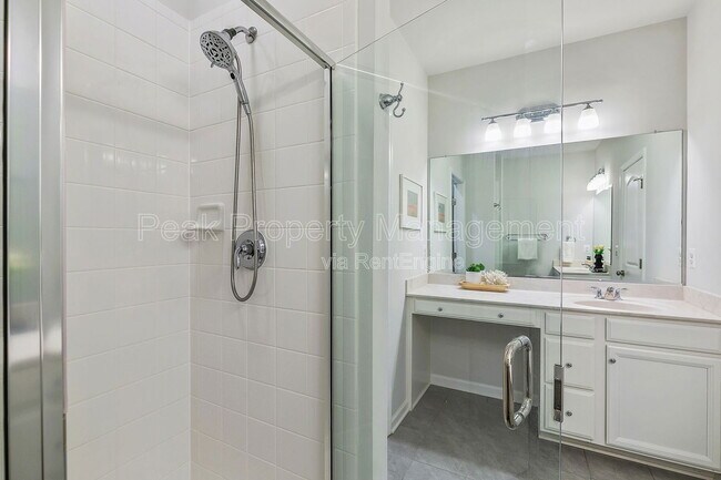 Building Photo - 8010 Wistar Glen Dr