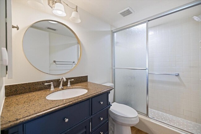 Building Photo - 822 Capri Isles Blvd