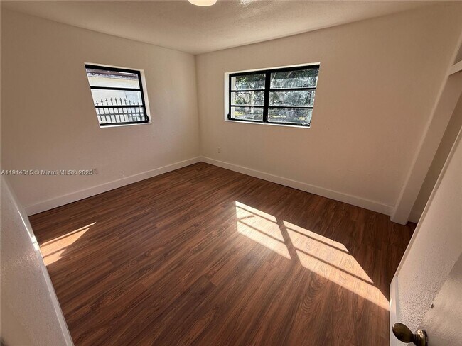 Building Photo - 1430 NW 176th Terrace