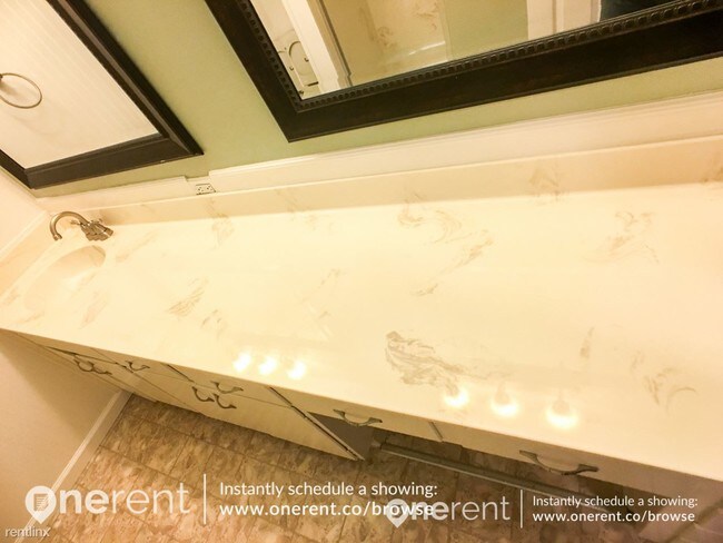 Building Photo - 597 Valley Forge Way