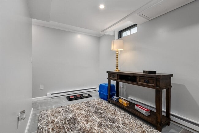 Building Photo - 25 Magnolia Ln